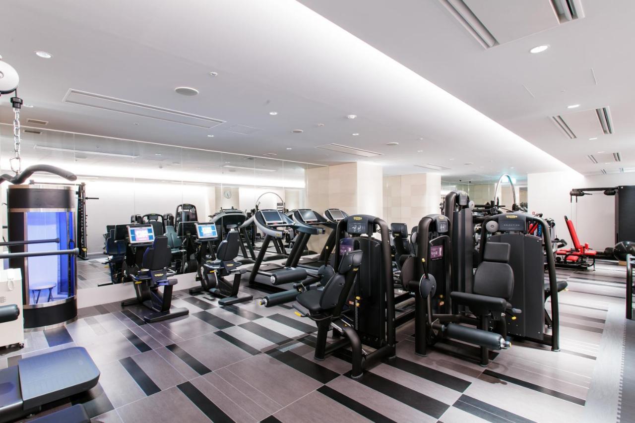 The Tokyo Station Hotel Exterior foto The gym at The Landmark